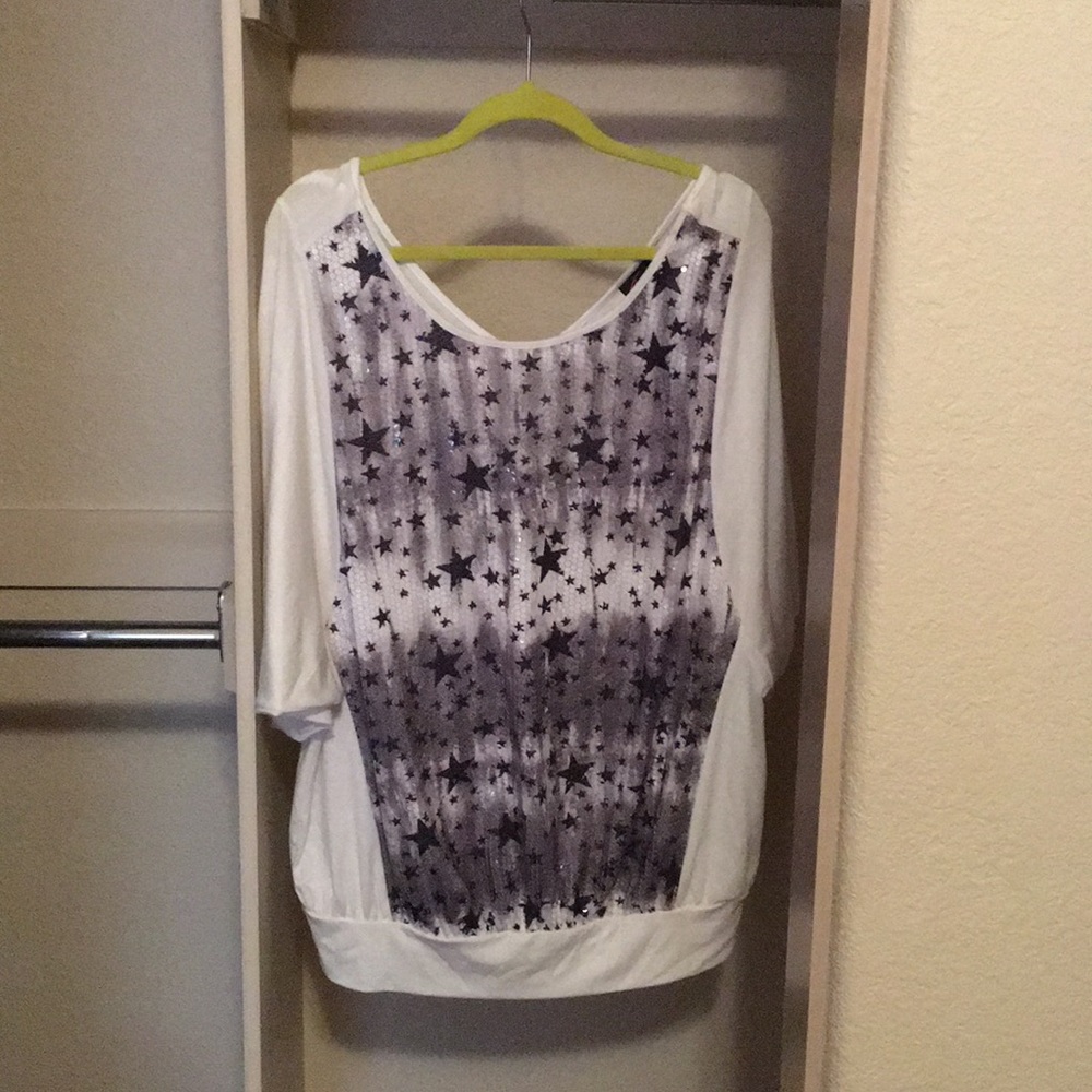 Black & White Star Top